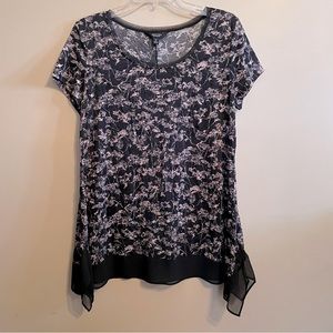 Simply Vera Wang Pink & Black Top size Medium